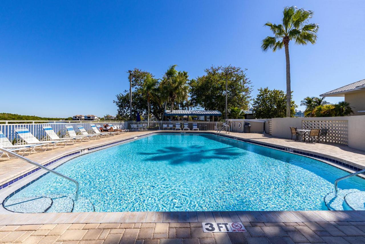 Come Stay Where The Dolphins Play! ラスキン エクステリア 写真