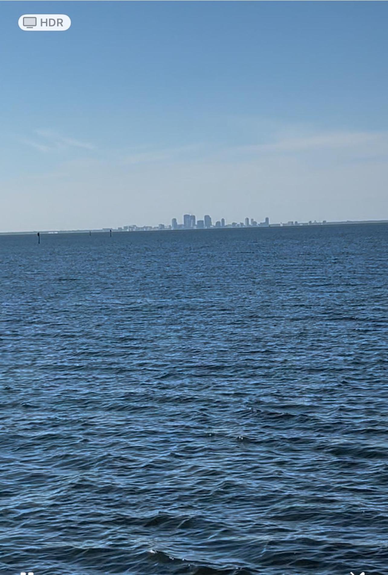 Come Stay Where The Dolphins Play! ラスキン エクステリア 写真